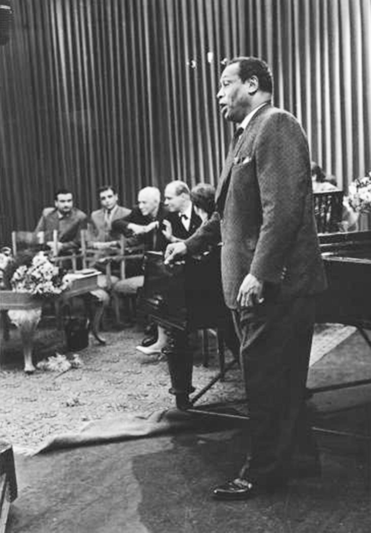 Paul Robeson performing in Moscow, 1958