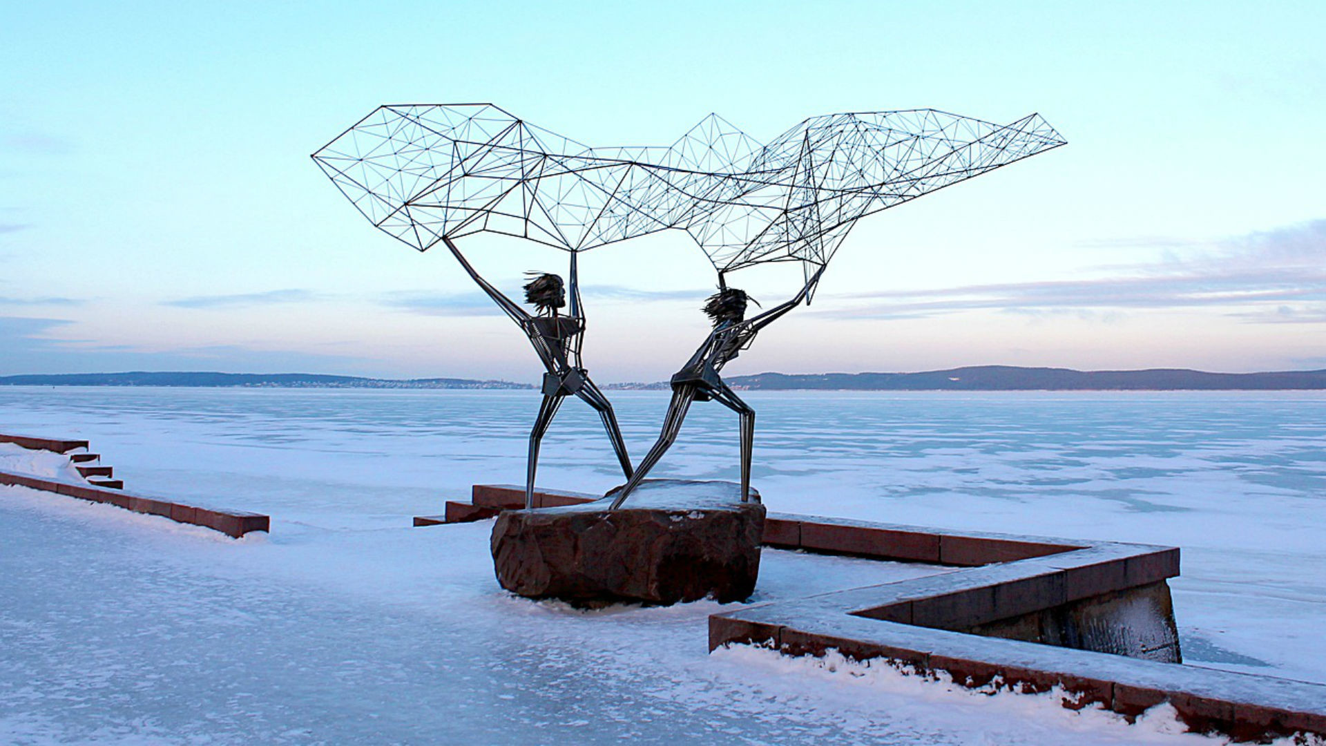 Sculpture Pêcheurs au bord du lac Onega à Petrozavodsk