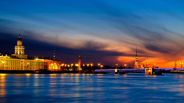 Бели ноќи од прва рака: Што велат санктпетербуржани за овој природен феномен