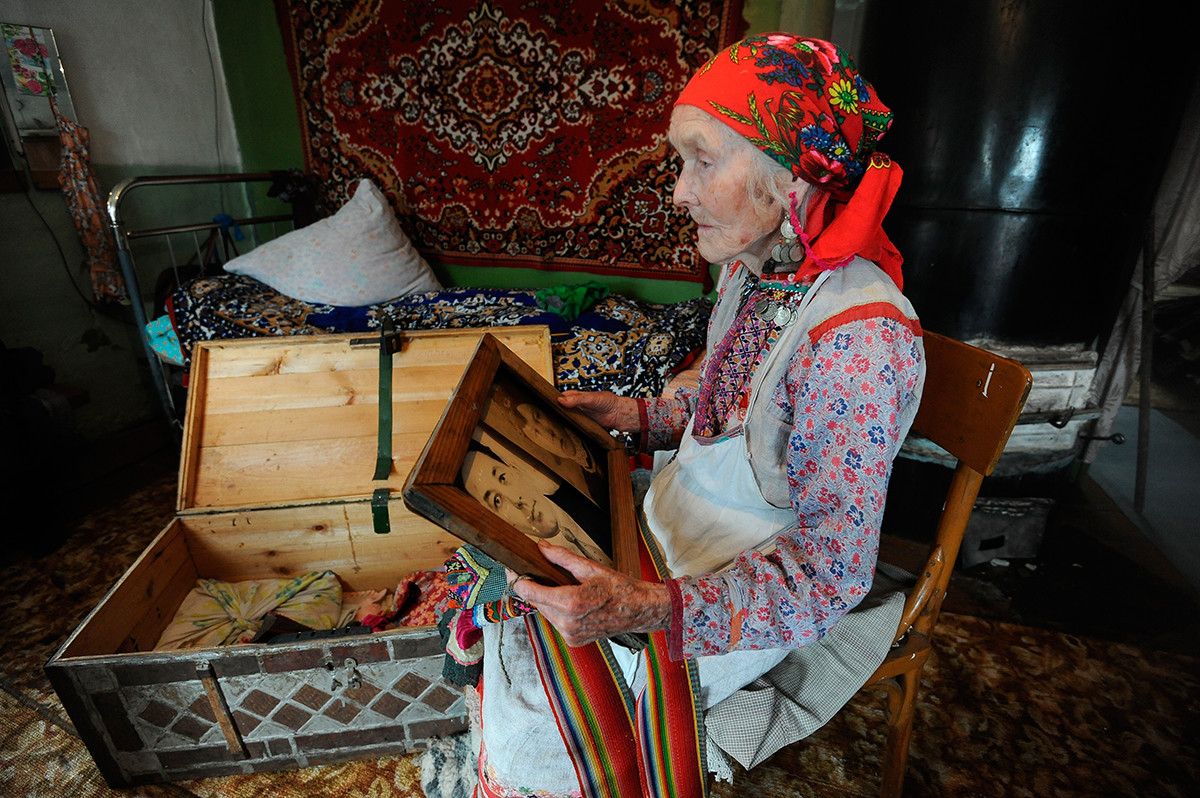 A woman from Malaya Tavra village.