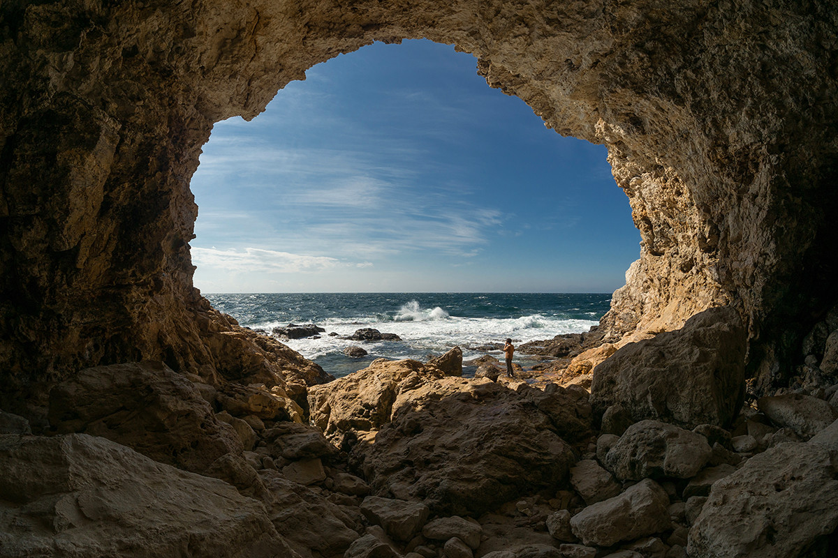 Grotto on Cape Tarhankut