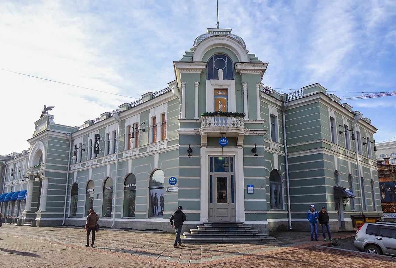 Grand magasin de Kunst et Albers à Khabarovsk de nos jours