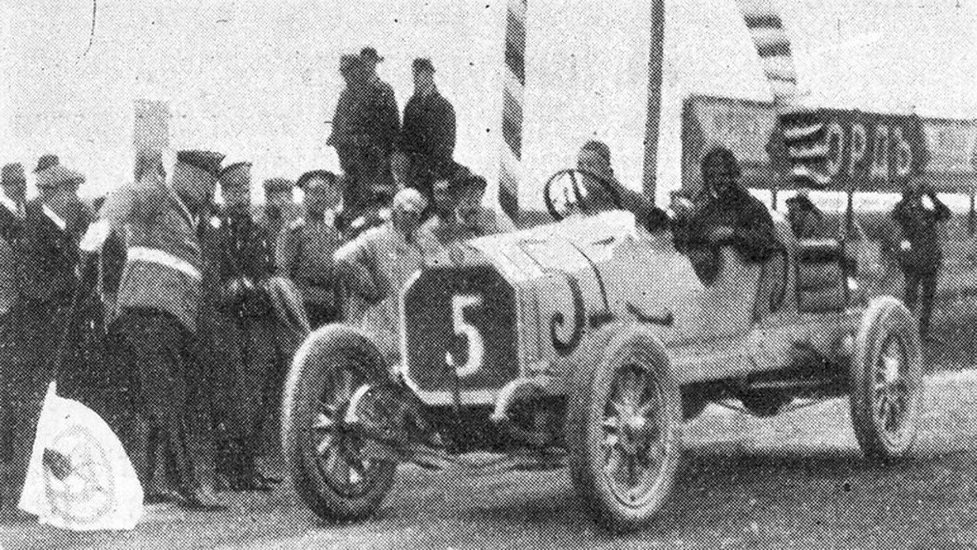 Grigori Souvorine sur la ligne d'arrivée, 1913