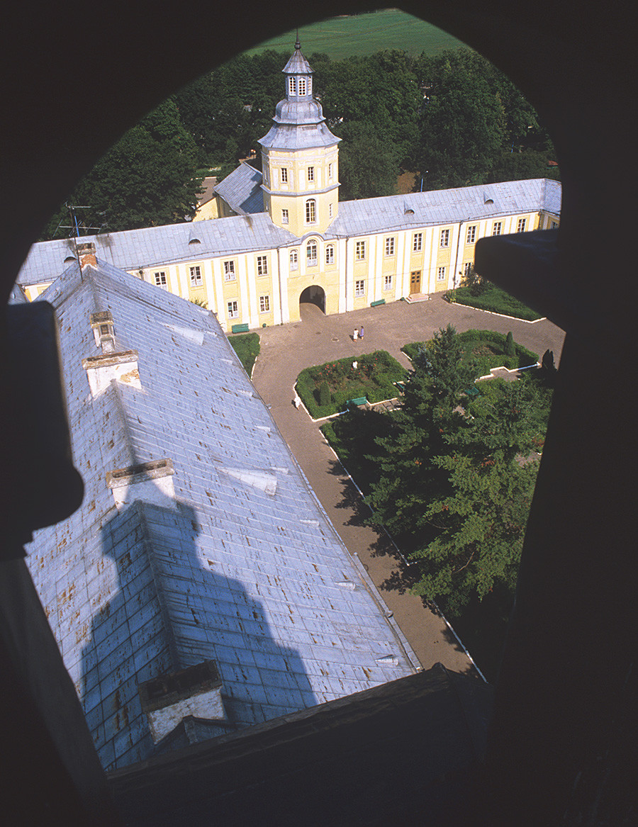 En la época soviética, el castillo de Nesvizh del siglo XVI albergaba un sanatorio, foto de 1986.
