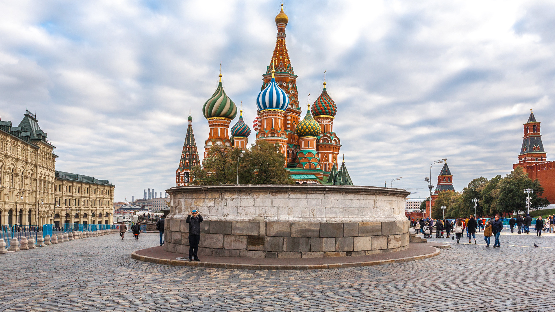 Красная площадь места. Московский Кремль и красная площадь лобное место. Лобное место на красной площади сейчас. Лобное место красная площадь вид сверху. Лобное место на красной площади фото.