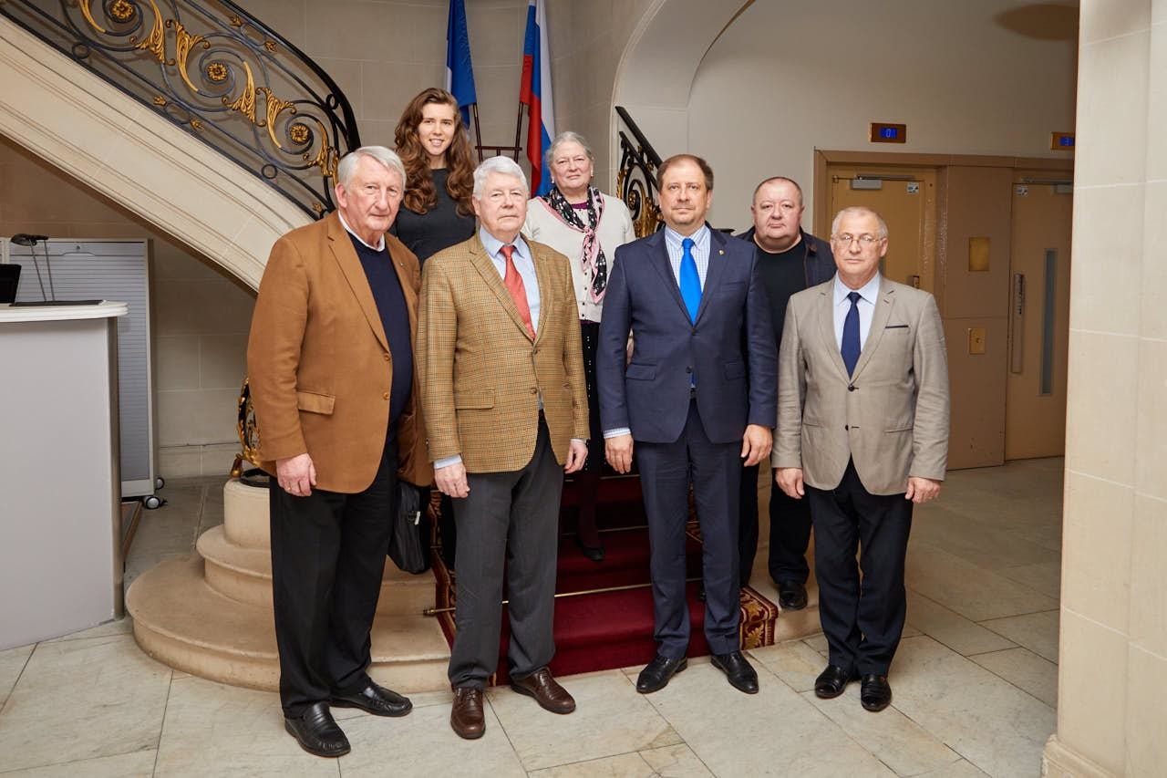 Alexandre Troubetskoï, Asya Ovchinnikova, Pierre Brun de Saint-Hippolyte, Hélène Brun de Saint-Hippolyte, Konstantin Volkov, Alexander Poustobajev, Viktor Skriabine