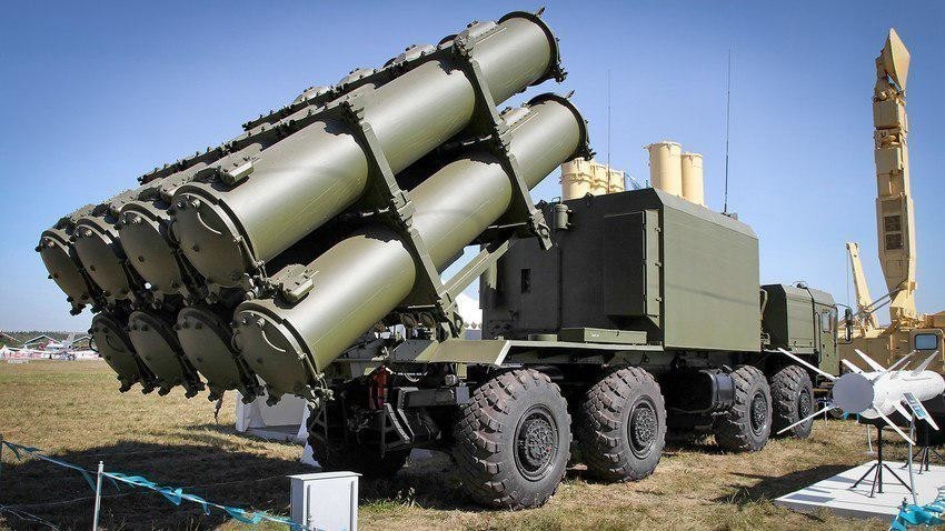 Raketni sustav "Bal"/indeks GRAU 3K60, oznaka NATO: SSC-6 Sennight (rus. "nedelja")
