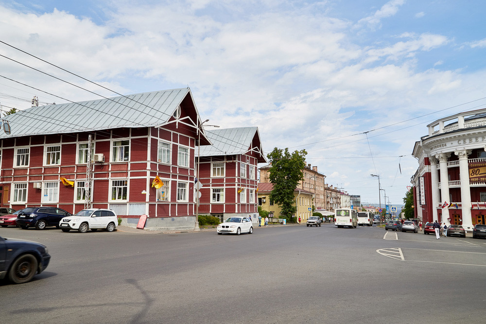 The main street in Petrozavodsk named after Lenin.