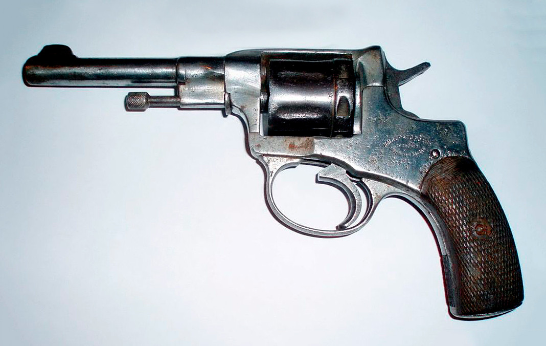 'Nagant' Revolver, Model 1895.