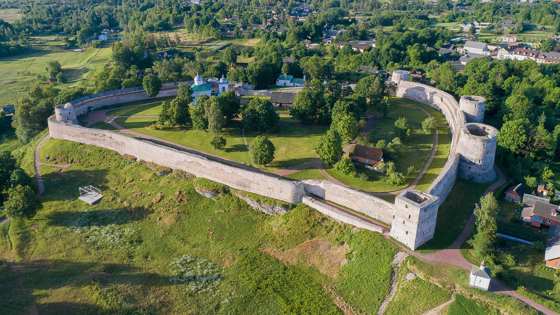 An aerial view on Izborsk's fortress