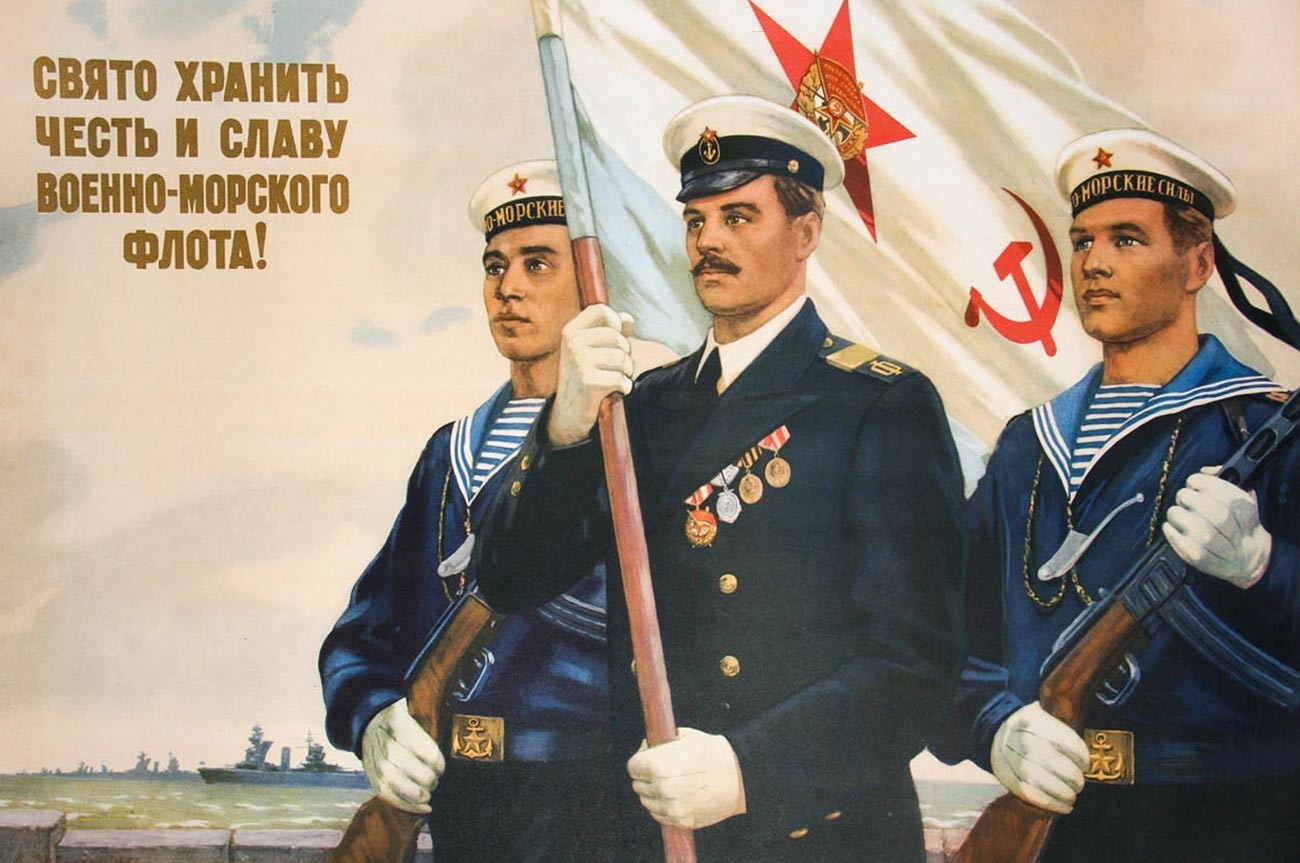 Un poster di propaganda sovietica mostra due marinai con la telnyashka