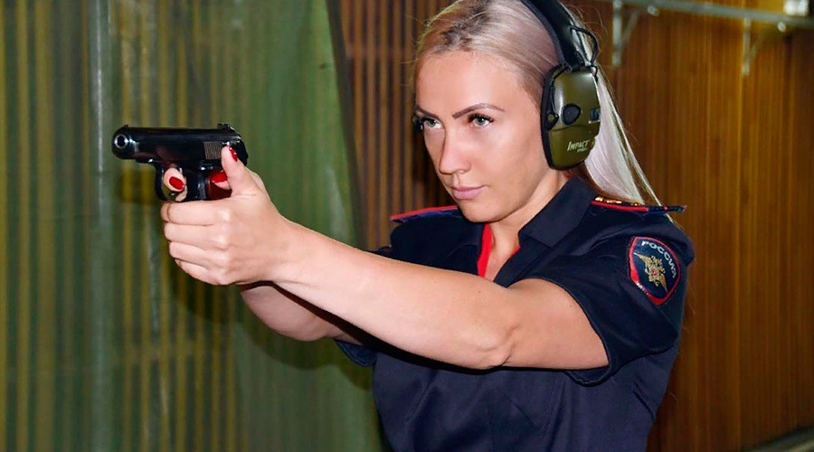 Brave And Beautiful Russian Policewomen Photos Russia Beyond 
