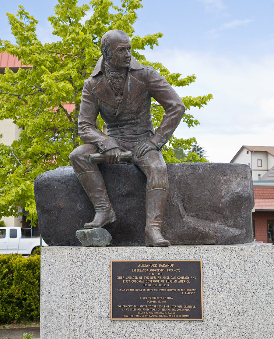 Estátua de Aleksander Barânov em Sitka, Alasca.