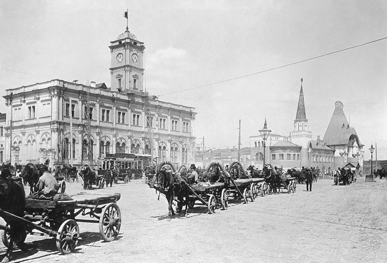 Наум Грановски. Каланчовски плоштад, 1929 година.
