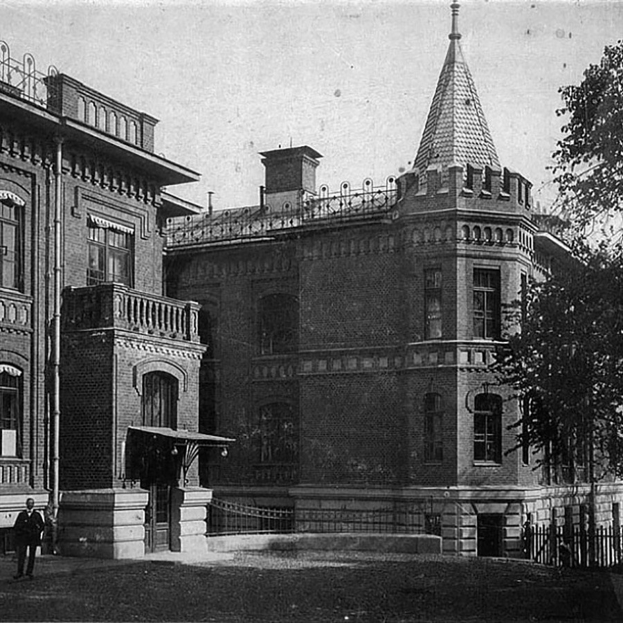旧福音ルーテル病院の建物、1904年