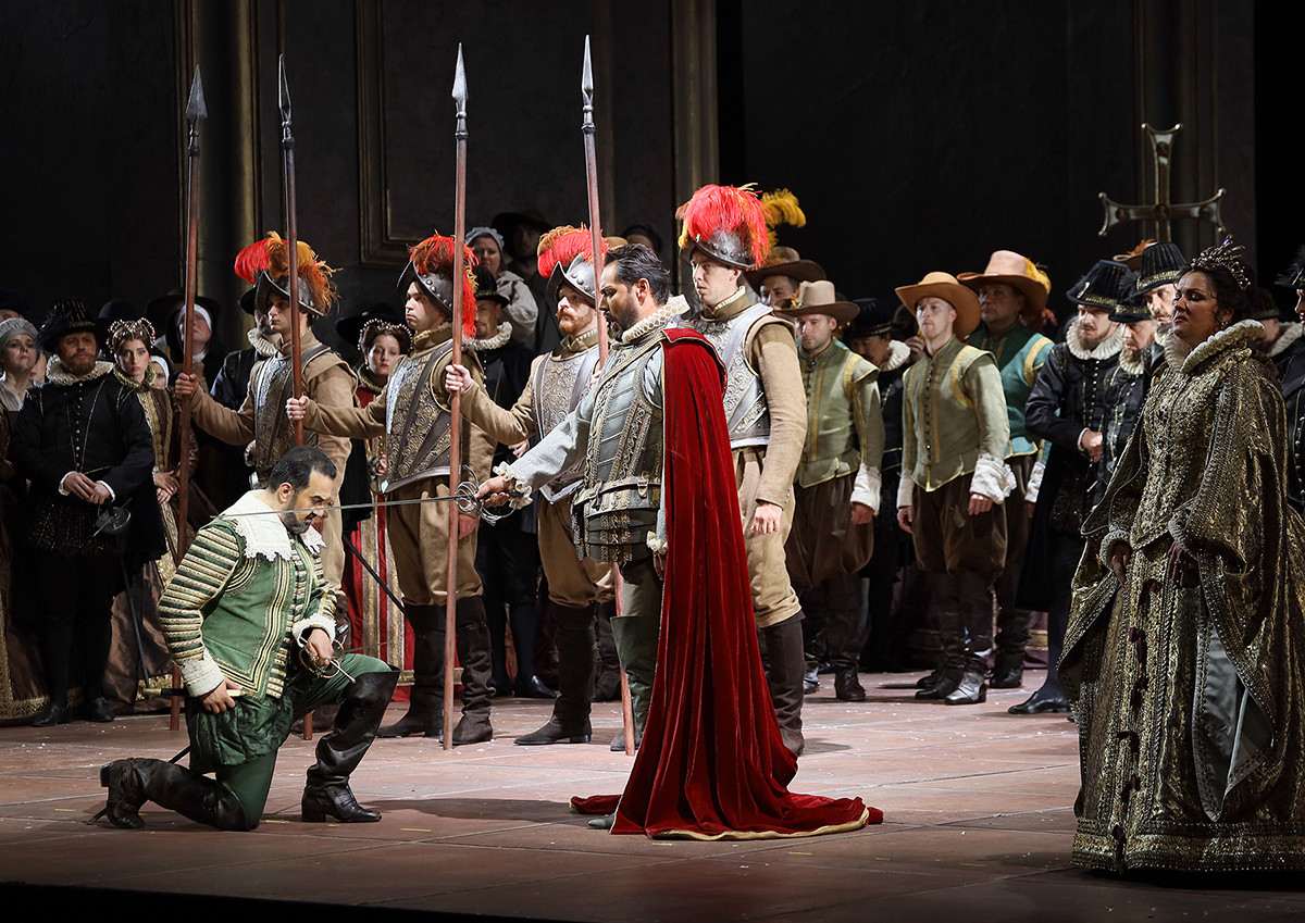 Eine Szene aus der Oper „Don Carlo“. 

