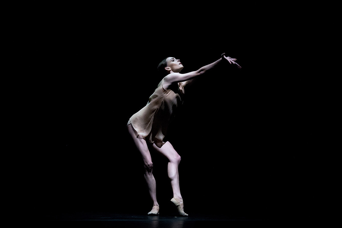 Olga Smirnova en el ballet de un acto de Simon Valastro Just