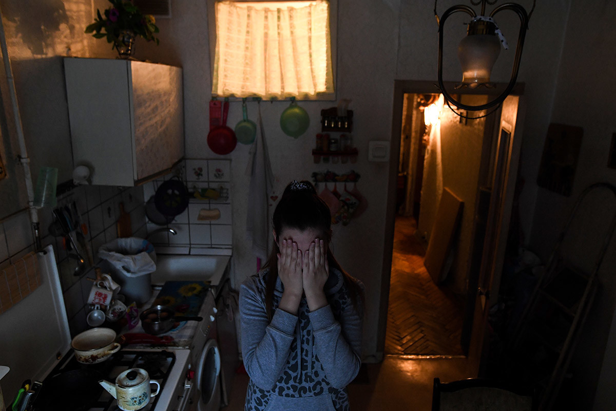 Александра от Москва, 26 г., жертва на домашно насилие