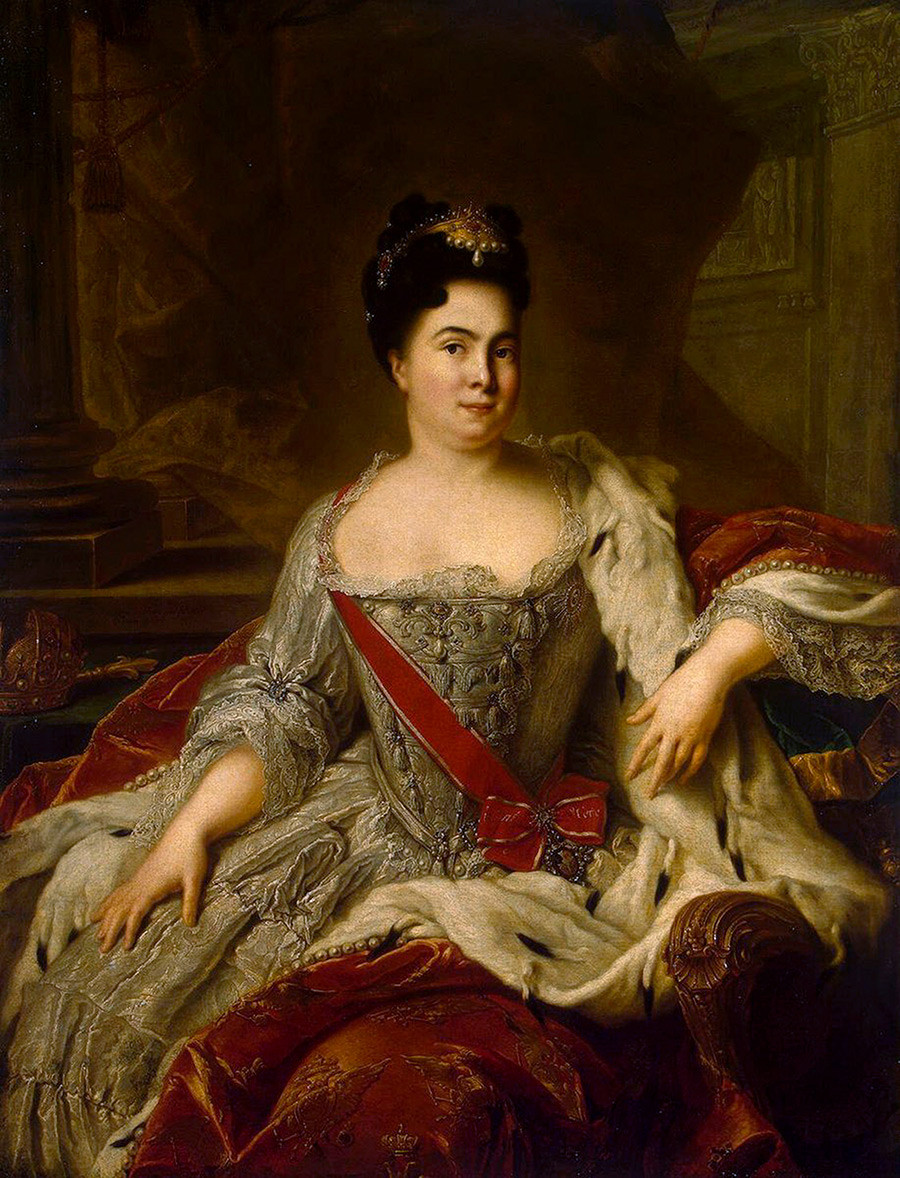 Портрет на императрица Екатерина I (1684-1727), 1717. Жан-Марк Натие (1685-1766). Намерен в колекцията на Държавния Ермитаж, Санкт Петербург
