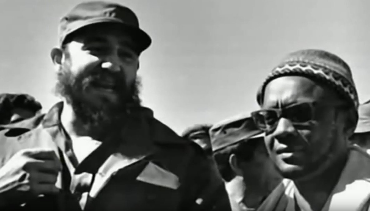 Fidel Castro junto a Amílcar Cabral