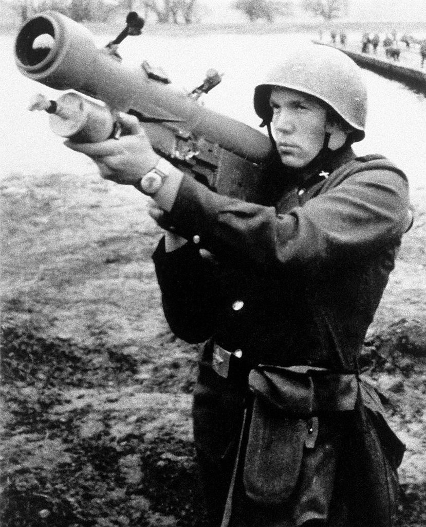 Strela-2 operado por un soldado soviético