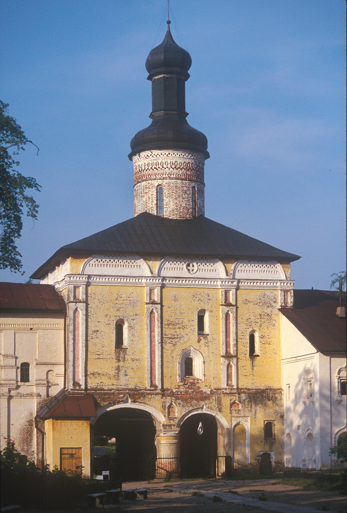 Church of St. John Climacus over Holy Gate, south view. July 14, 1999