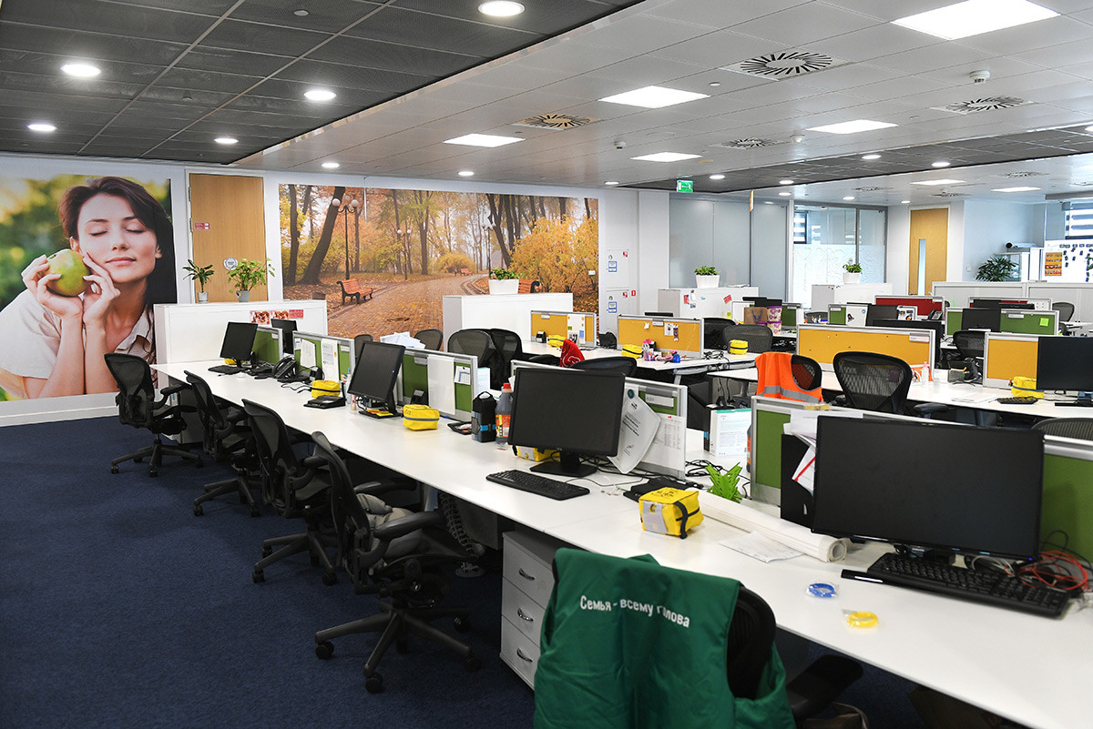 Suasana sepi di kantor perusahaan Unilever, Moskow.