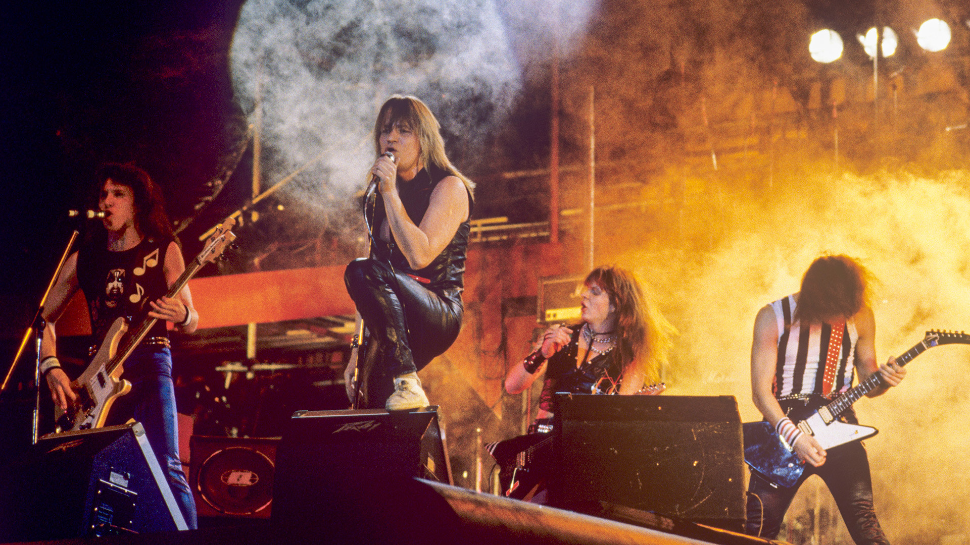 Le groupe Aria sur scène en 1987