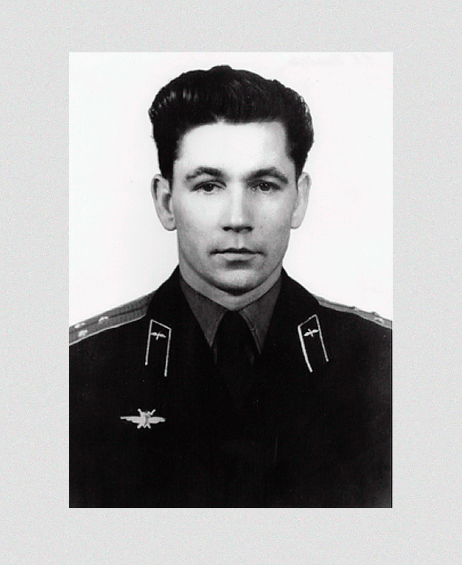 Grigorij Neljubov si preparava a essere il terzo cosmonauta a volare nello spazio