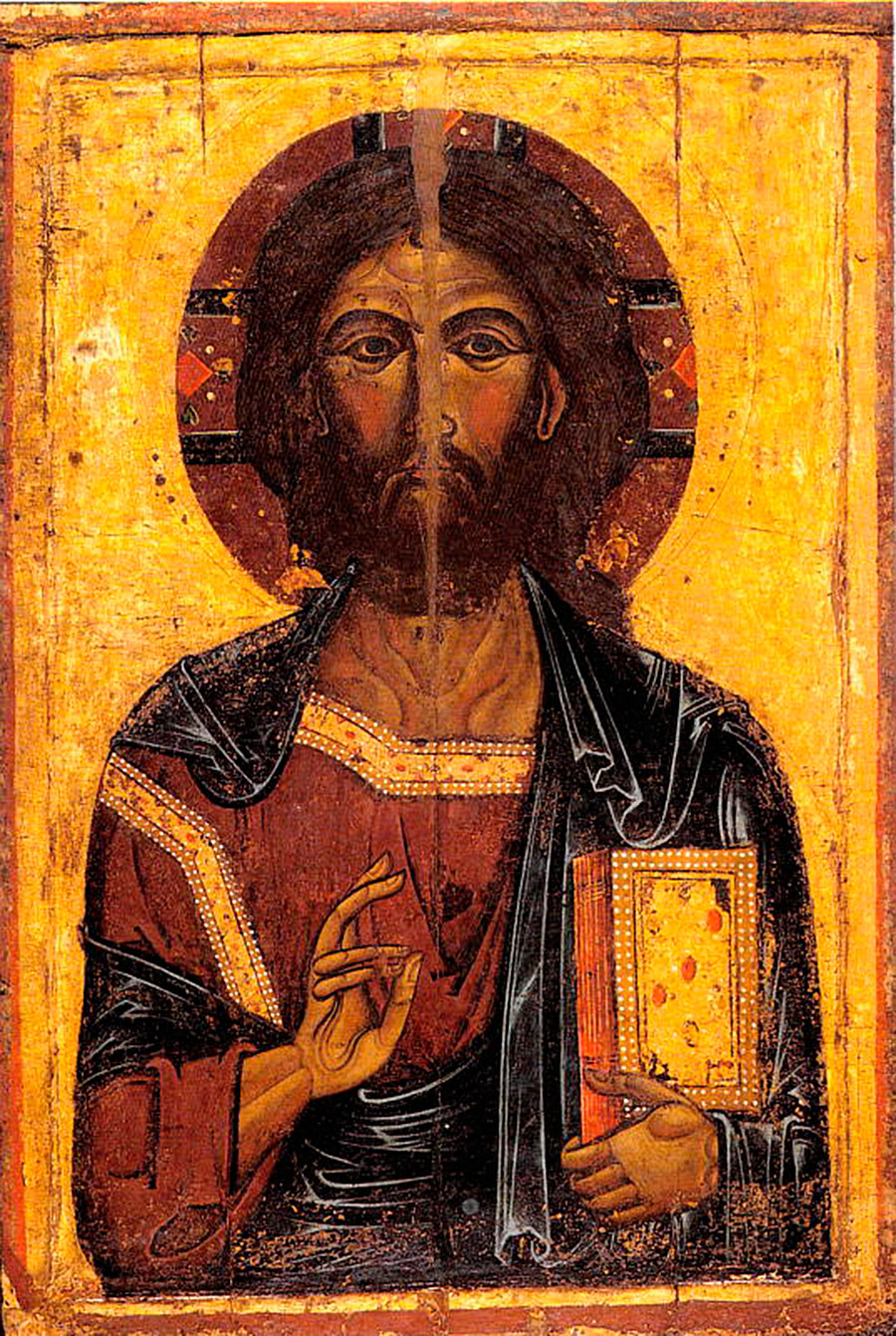 Das älteste Objekt des Museums: eine Ikone des Christus Pantokrators aus dem 13. Jahrhundert aus Gawschinka (einem Dorf in der Nähe der Stadt Jaroslawl).

