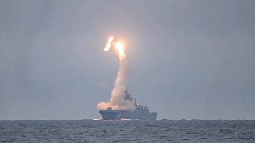 Raketna fregata klase 22350 "Admiral Gorškov" izvršila je prvo praktično testiranje hiperzvučne rakete "Cirkon" , 6. listopada 2020.

