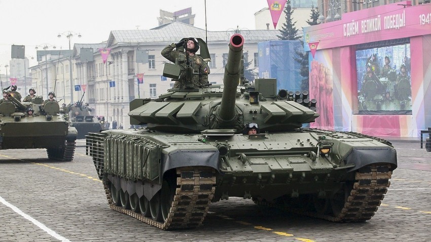 Modernizirani tenk T-72B3M

