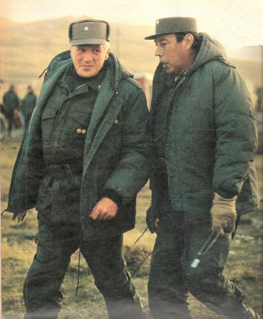 Галтијери и генералот Оскар Луис Жофре, 1982 година.