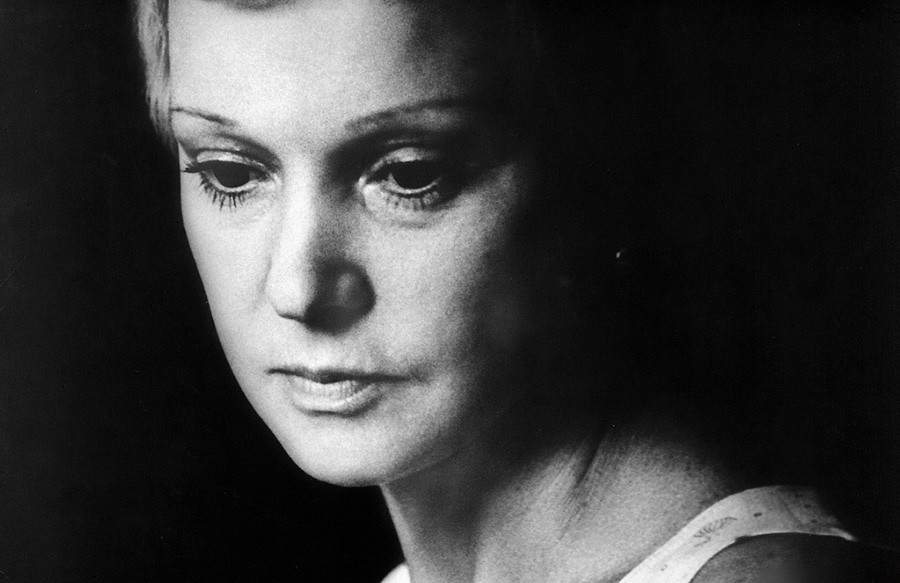 Lyudmila Gurchenko in ‘Twenty Days Without War’.