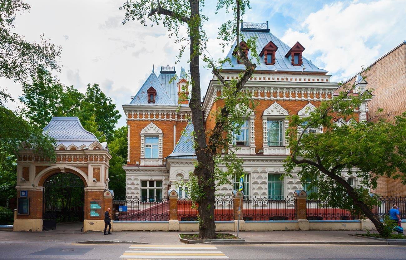 the dolls house essay by katherine mansfield