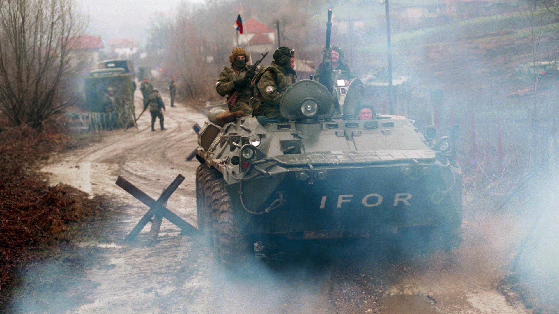 Patrulja pskovskih padalcev v Bosni leta 1996