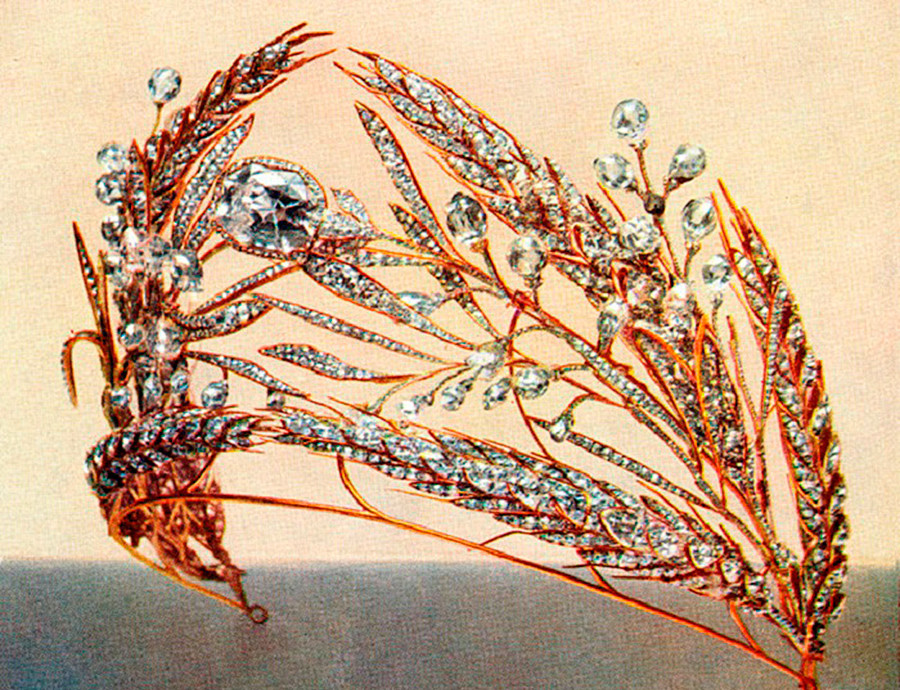 Il diadema “fascio di grano”, foto scattata per l'asta
