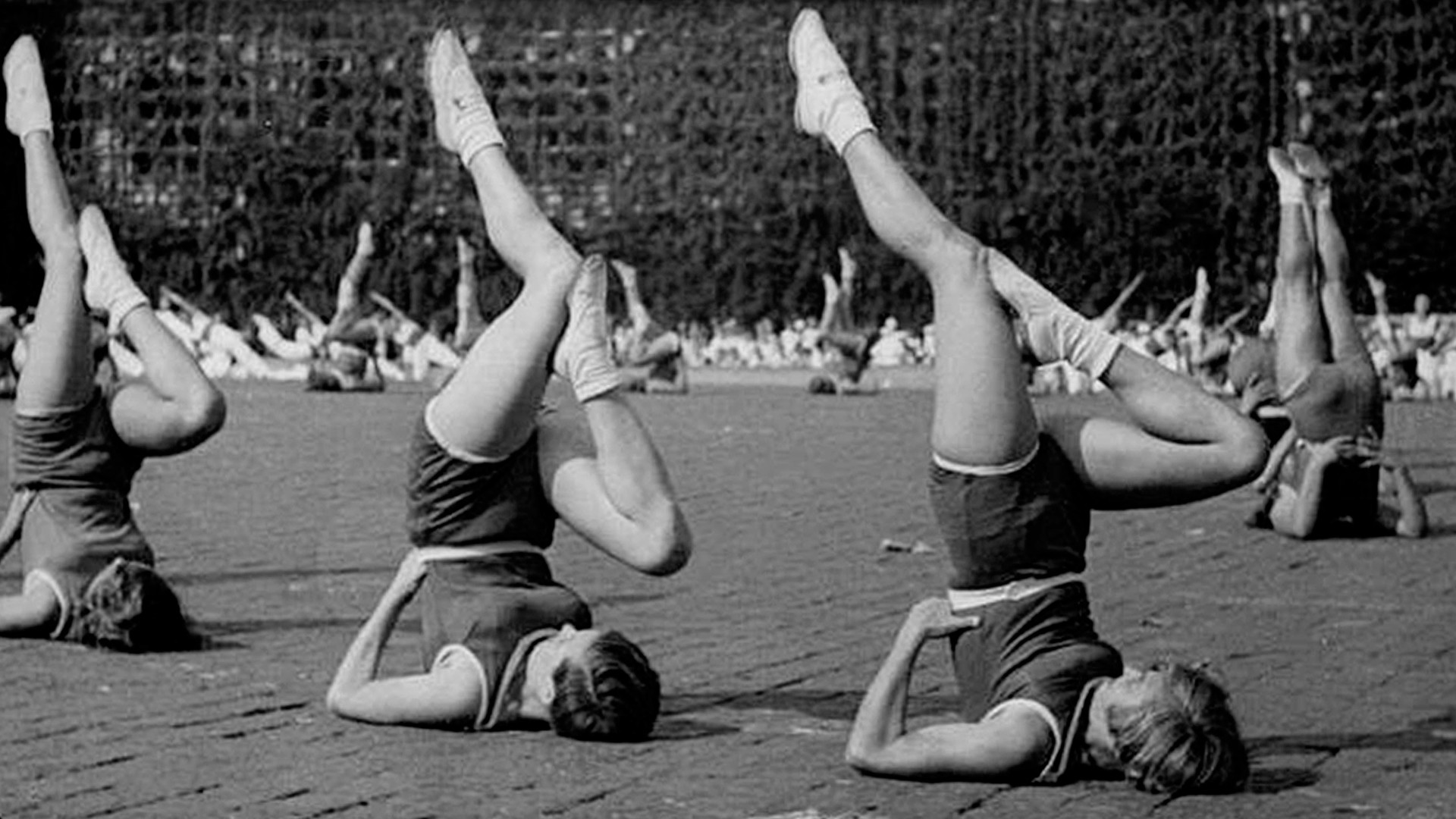 Гимнастички в действие, 1936 г. 