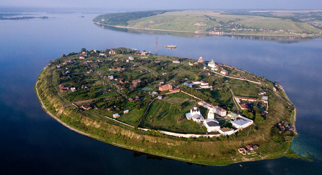 Успенский Богородицкий монастырь на Острове-граде Свияжске