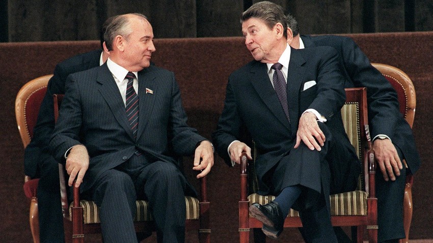 Разговор Роналда Регана и генералног секретара Комунистичке партије Совјетског Савеза Михаила Горбачова, 1985. 
