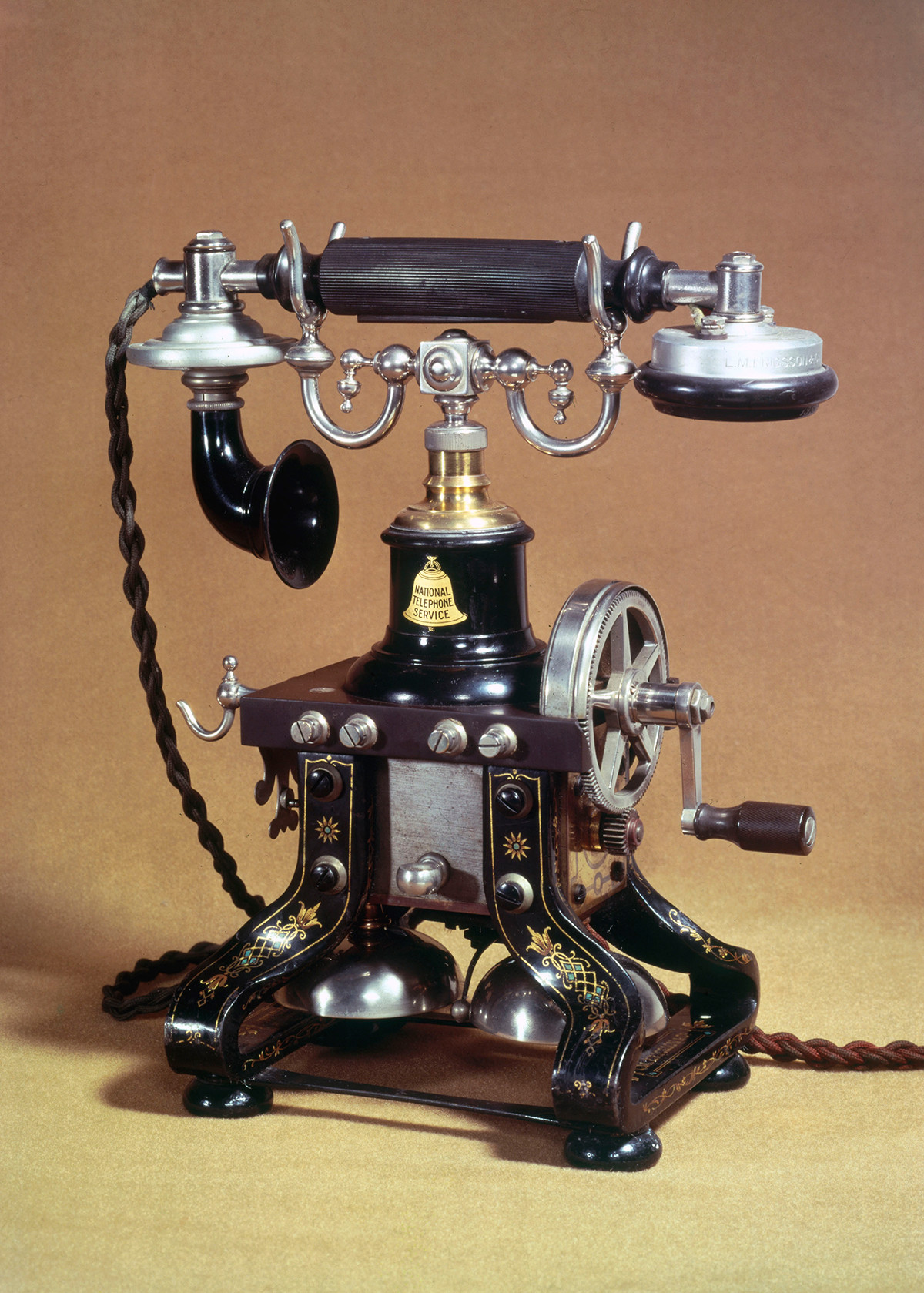 Téléphone de table Ericsson, 1890