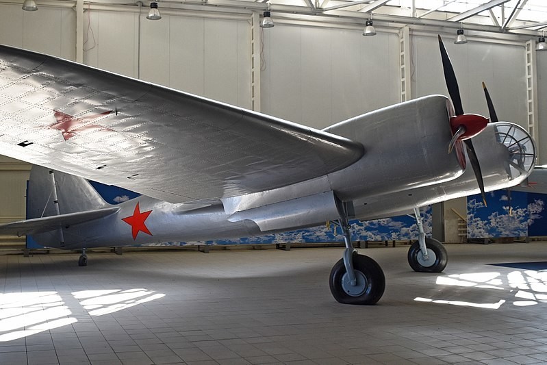 Primjerak DB-3 izložen u Muzeju zrakoplovstva u Moninu (Moskva)