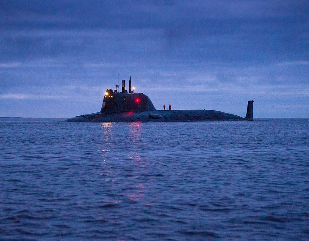 Submarino russo estabelece novo recorde do ponto mais profundo