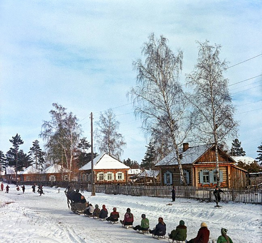 Patinando en domingo, 1962