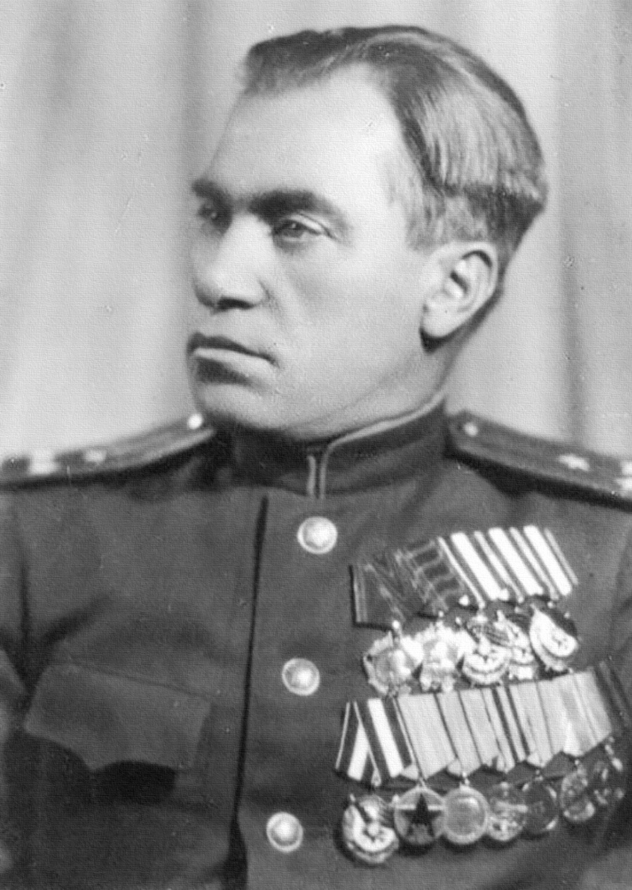 Ilyá Grigórevich Stárinov