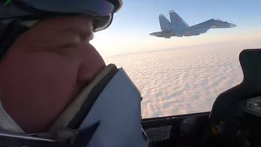 Воздушна битка на белоруски Су-30СМ одблизу (ВИДЕО)