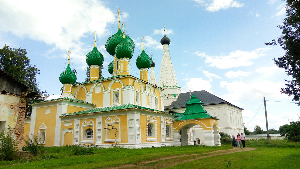 Gereja Kelahiran Yohanes Pembaptis di Uglich, dari abad ke-17.