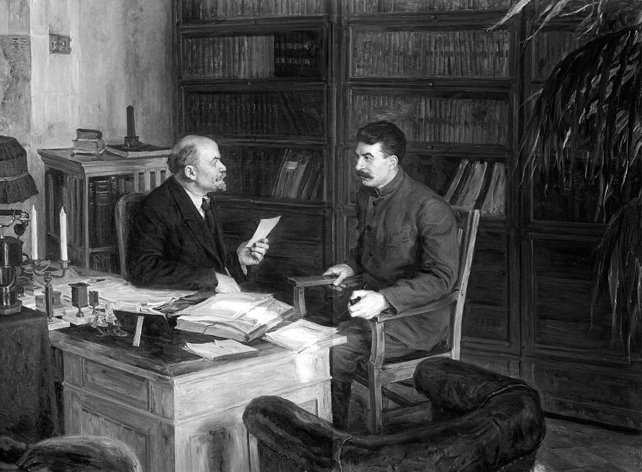 Vladimir Lénine et Joseph Staline
