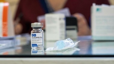 Унгарија стана првата земја во Европската унија што ја одобрила руската вакцина „Спутник V“