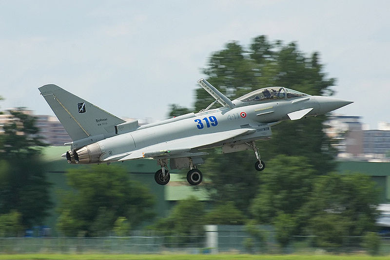Talijanski Eurofighter. Rim je poslao ove lovce da patroliraju islandskim nebom kao doprinos nadzoru islandskoj zračnog prostora.